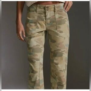 Anthropologies Pilcro Rhe Wanderer Olive Green Camouflage Buttoned Pants